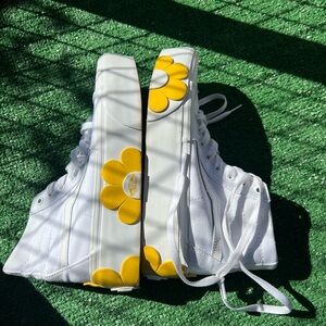 Limited Edition Floral Platform Vans (Worn Twice) 2023
SK8-Hi Tapered Stackform